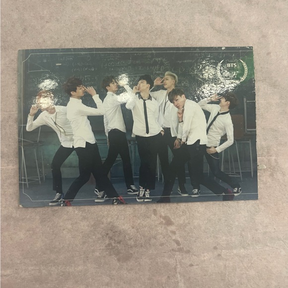 FULL BTS RARE PHOTOCARD GOOD QUALITY - Picture 1 of 1